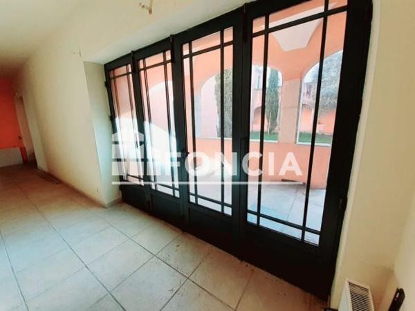 Local commercial 6 pièces T6 F6 295 m² à Montelimar 26200 à vendre