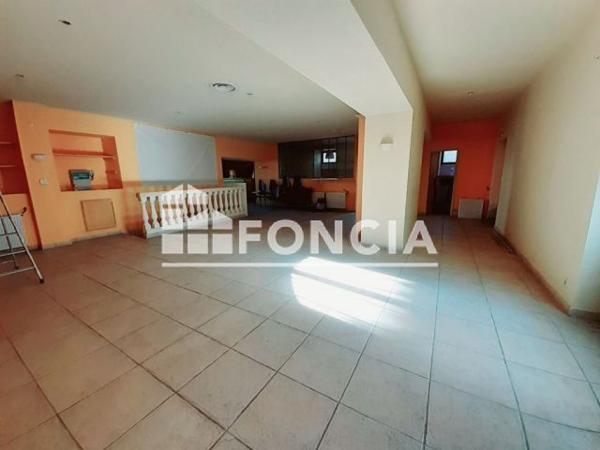Local commercial 6 pièces T6 F6 295 m² à Montelimar 26200 à vendre