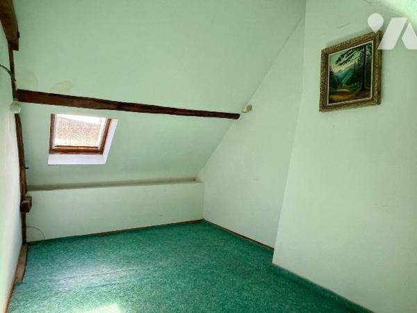 A VENDRE à Champmorlin, commune de SAINTE MAGNANCE (89420), à quelques kilomètres d'AVALLON :
...