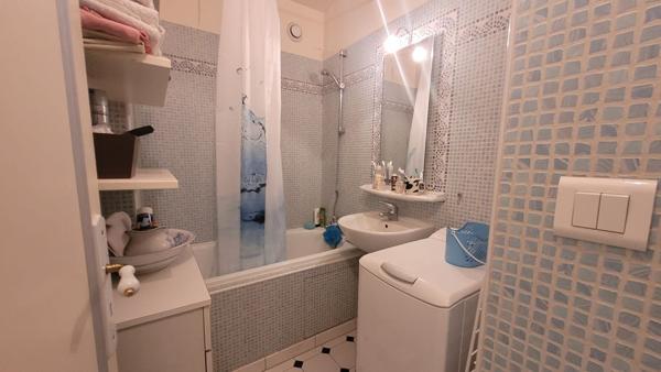 Appartement 3 pièces, cave, parking