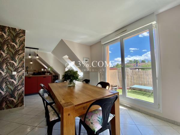 3%.COM - à INGWILLER appartement COUP DE COEUR de 4 pièces, 127 m²/192 m² situé au 3ème et dernier étage. Ingwiller (67340)