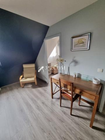 3%.COM - à INGWILLER appartement COUP DE COEUR de 4 pièces, 127 m²/192 m² situé au 3ème et dernier étage. Ingwiller (67340)