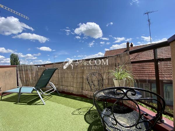 3%.COM - à INGWILLER appartement COUP DE COEUR de 4 pièces, 127 m²/192 m² situé au 3ème et dernier étage. Ingwiller (67340)