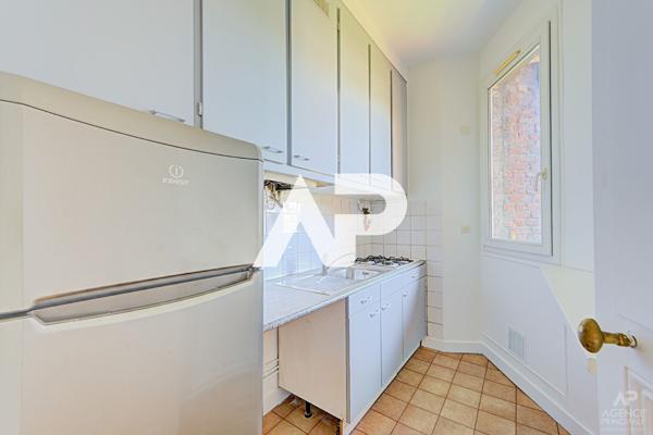 Appartement Rueil Malmaison 2 pièce(s) 34.01 m2 230 000 € **  - Référence  19992