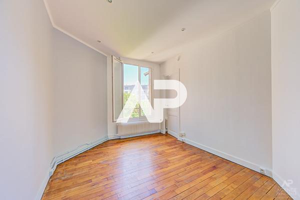 Appartement Rueil Malmaison 2 pièce(s) 34.01 m2 230 000 € **  - Référence  19992