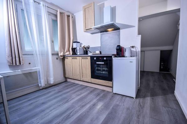 Maison de rapport à ÉTREMBIÈRES - Idéales investissement 6 appartements (vendus sans locataire)