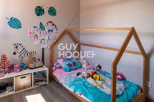 Belle villa récente avec 4 chambres et double garage à Tignieu