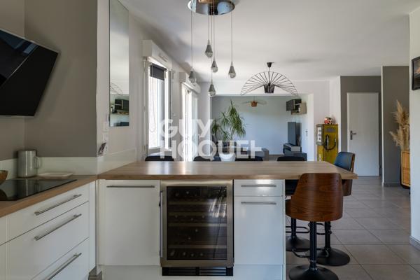 Belle villa récente avec 4 chambres et double garage à Tignieu