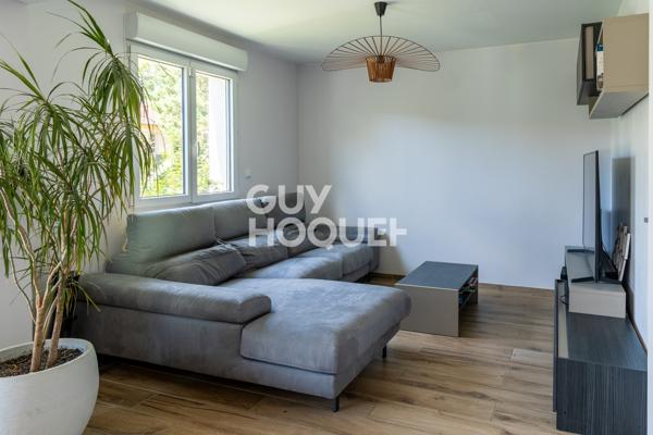 Belle villa récente avec 4 chambres et double garage à Tignieu