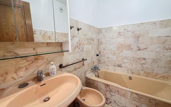 Appartement à vendre    3 pièces • 74 m2 Villeneuve-Loubet