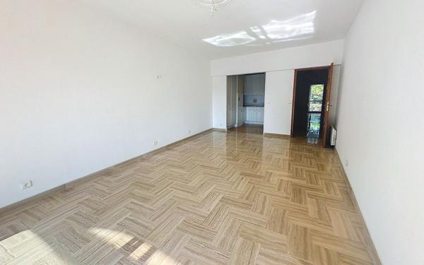 Appartement à vendre    3 pièces • 74 m2 Villeneuve-Loubet