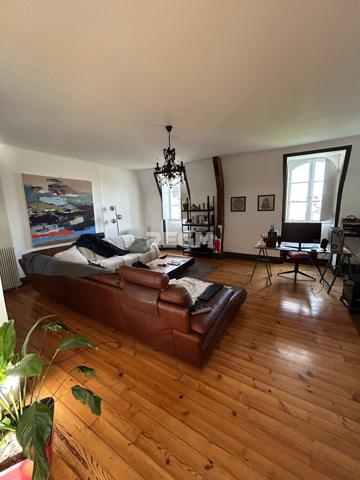 Pau (64000) APPT T4 HYPER CENTRE VILLE