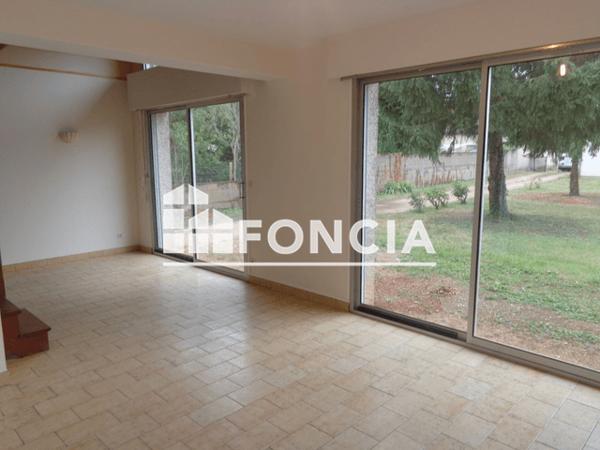 Location Maison 4 pièces 85.44 m² - 34 RUE GRANGE ST PIERRE Poitiers 86000