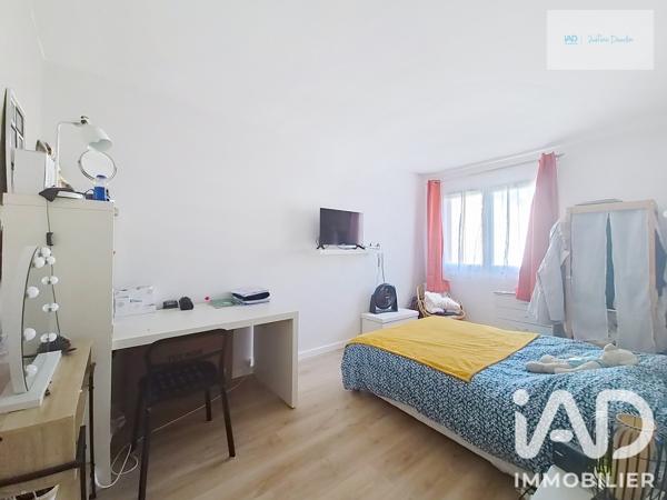 Appartement à vendre 4 pièces 77 m² Saint-Fargeau-Ponthierry