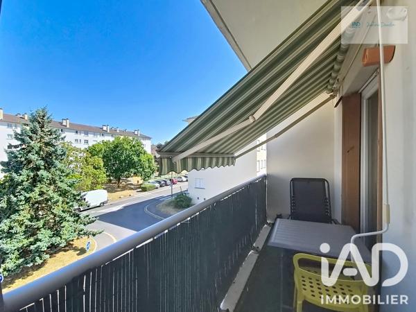 Appartement à vendre 4 pièces 77 m² Saint-Fargeau-Ponthierry