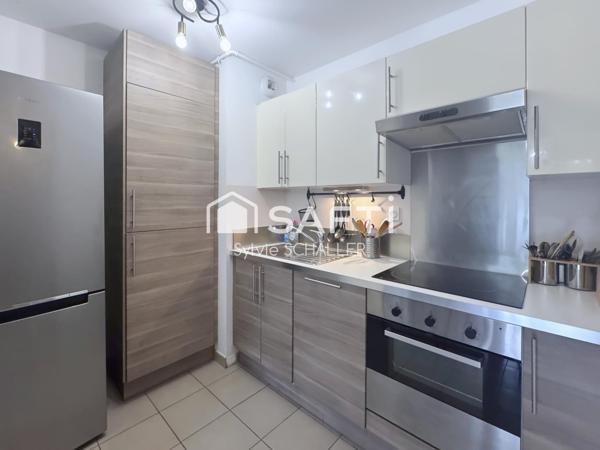 Appartement T3 climatisé, 1 balcon, 1 parking, 1 accès piscine