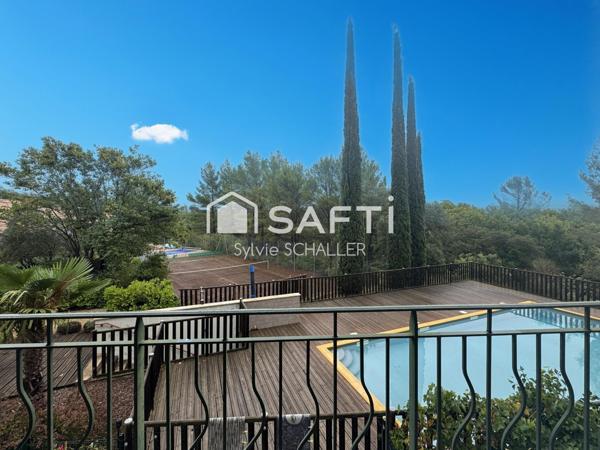 Appartement T3 climatisé, 1 balcon, 1 parking, 1 accès piscine