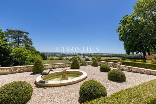 Château historique entièrement restauré – XIIIe/XIVe et  XVIIe siècle.
