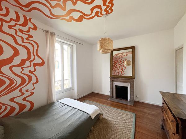 Maison bourgeoise avec 6 chambres !