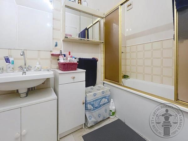 Vente                                                      Appartement
                        
                     3 pièces                      73 m2                     à Dourdan