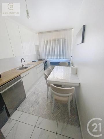 Appartement F4 à vendre  4 pièces - 83,29 m 2   MANTES LA JOLIE  - 78