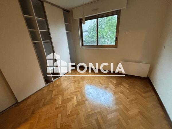 Location Appartement 2 pièces 43.3 m² - 42 RUE HORACE VERNET Issy Les Moulineaux 92130