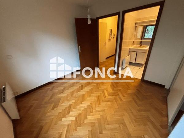 Location Appartement 2 pièces 43.3 m² - 42 RUE HORACE VERNET Issy Les Moulineaux 92130