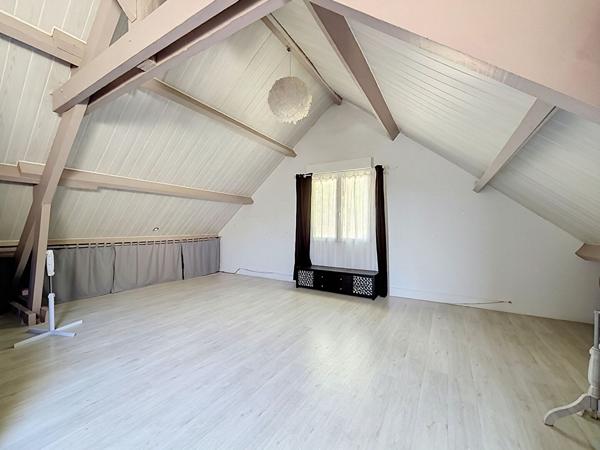 Maison Gennes Val De Loire 5 pièce(s) 188m2