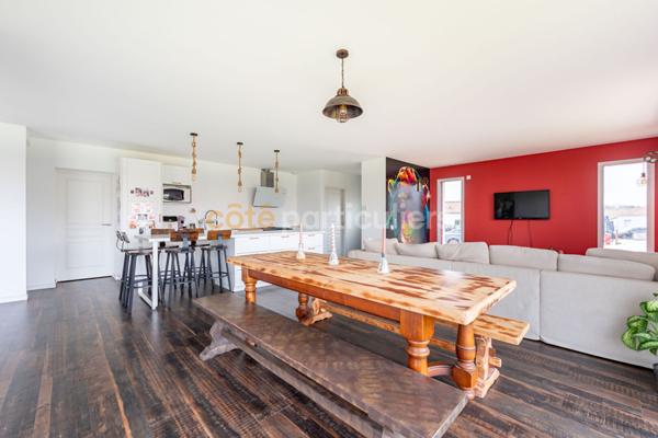 Vente Maison115 m² - 6 Pièces - LES ACHARDS (85150)