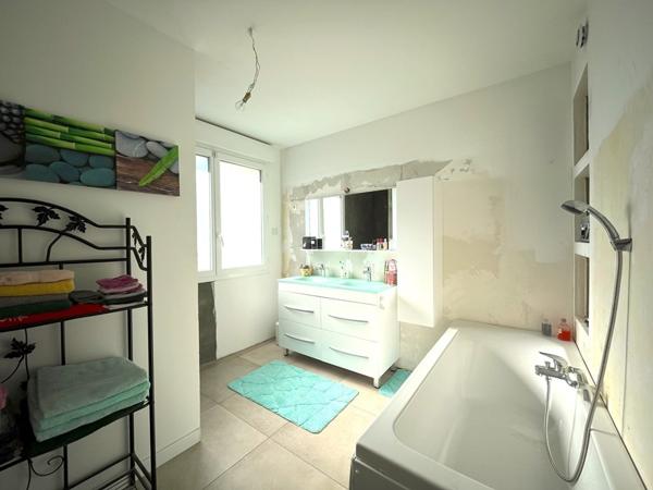 Maison 4 pièces - 75 m² Exclusivité efficity