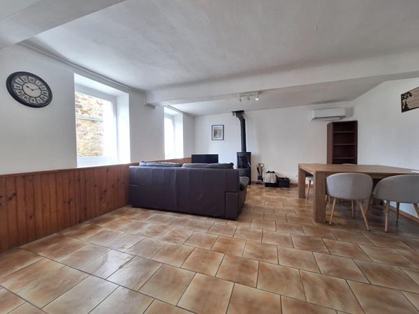 À LOUER - Appartement 2 Pièces en Duplex MEUBLÉ