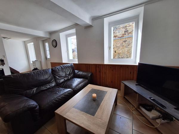 À LOUER - Appartement 2 Pièces en Duplex MEUBLÉ
