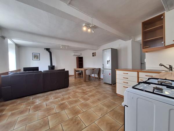 À LOUER - Appartement 2 Pièces en Duplex MEUBLÉ
