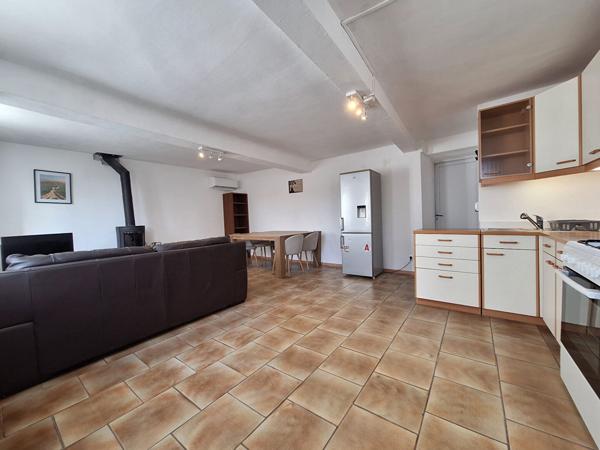 À LOUER - Appartement 2 Pièces en Duplex MEUBLÉ