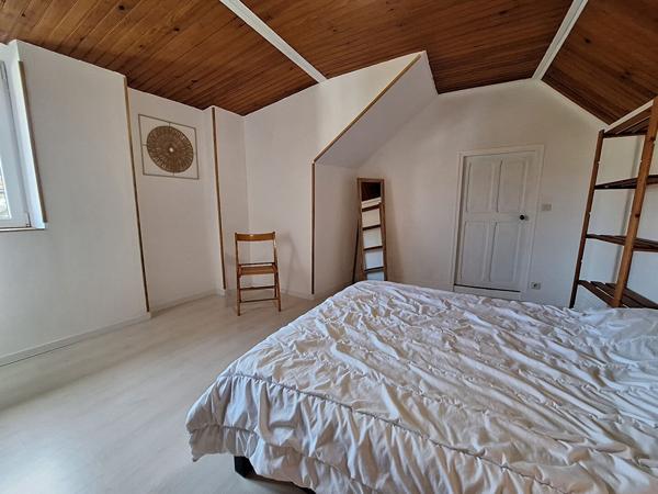 À LOUER - Appartement 2 Pièces en Duplex MEUBLÉ