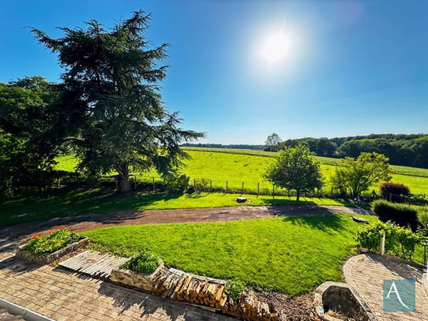 Maison 10pièces - 238 m2 - Terrain 2291 m2 - Saint Chéron 91530