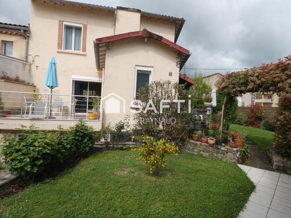 Belle Maison de Ville avec Grand Espace de Vie