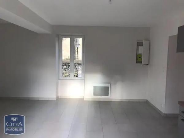 Maison à louer 3 pièces 64.01m² Douadic (36300)
