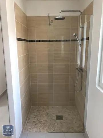 Maison à louer 3 pièces 64.01m² Douadic (36300)