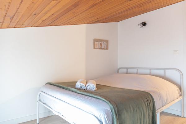 Appartement Villeneuve-Tolosane, T2 bis de 42.00 m2 rénové dans une petite copropriété sans charges