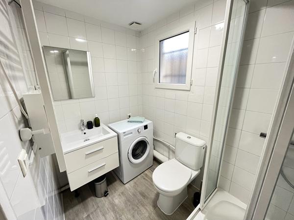 Appartement Villeneuve-Tolosane, T2 bis de 42.00 m2 rénové dans une petite copropriété sans charges