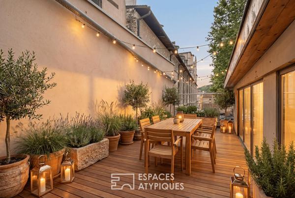 VIENNE HISTORIQUE – Triplex d’architecte entre histoire et design contemporain