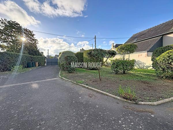 Maison contenporaine avec jardin et garage dans Dinard centre - chambre au rdc