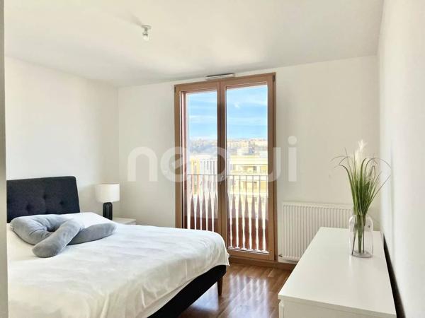DUPLEX DERNIER ÉTAGE DE 107 M2 + 130 M2 DE TERRASSE AVEC PISCINE