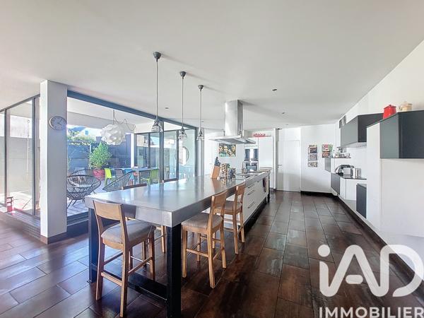 Maison à vendre 6 pièces 197 m² Le Bono