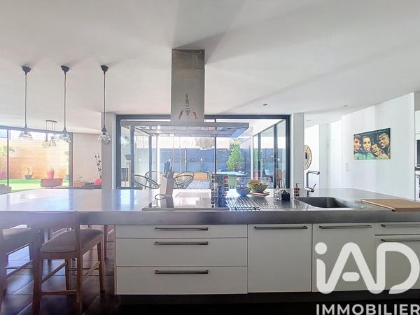 Maison à vendre 6 pièces 197 m² Le Bono