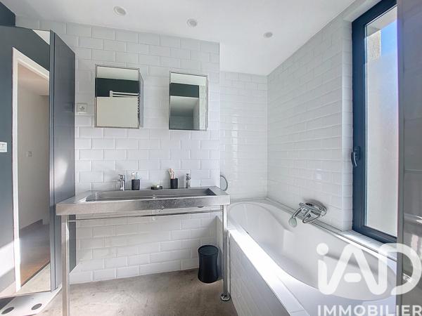 Maison à vendre 6 pièces 197 m² Le Bono