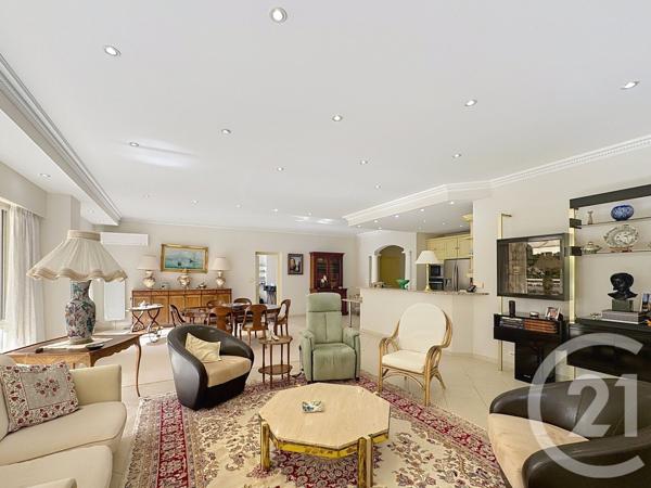 Appartement F7 Et + à vendre  7 pièces - 169,77 m2 MANDELIEU LA NAPOULE - 06