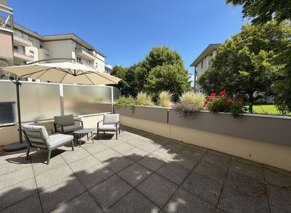 Charmant T2 avec terrasse de 22m2 plein sud et stationnement