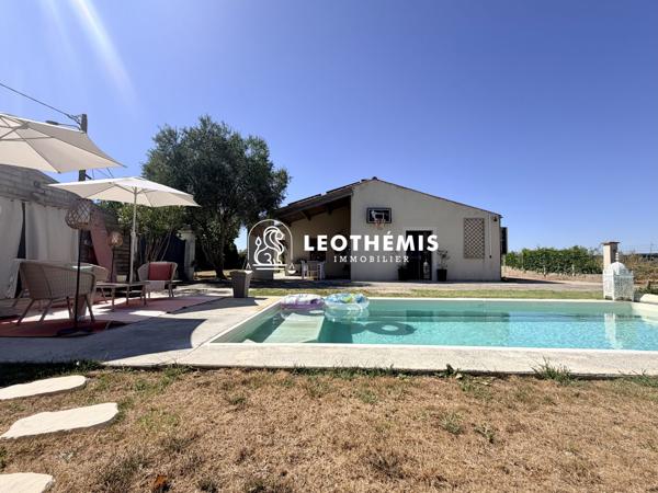MAISON CONTEMPORAINE RÉNOVÉE AVEC PISCINE
